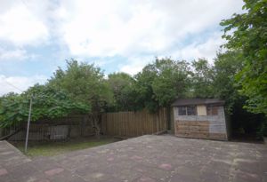 Photo 16- click for photo gallery